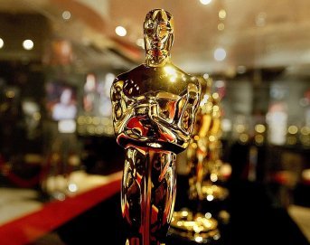 Порівняння оцінок Rotten Tomatoes глядачів і критиків номінантів на Оскар 2023 року