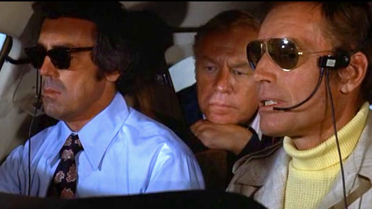 Франшиза Аеропорт - всі частини