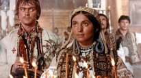 кадри з фільму Тіні забутих предків