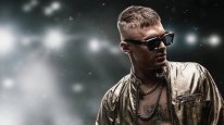 кадри з фільму Гідність Річі
