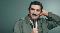 кадри з фільму Ендрю Шульц: ЖИТТЯ