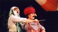 кадри з серіалу Шоу Довгоносиків