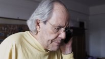 кадри з фільму Між минулим та майбутнім