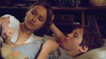 кадри з фільму Світлячки в саду / Світлячки у саду