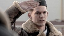 кадри з фільму Янголи неба