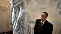 кадри з фільму Найкраща пропозиція