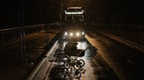 кадри з фільму Другий шанс