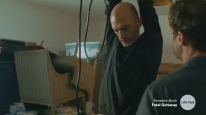 кадри з фільму Фатальна відпустка