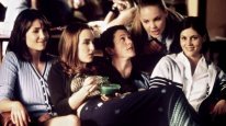 кадри з фільму 100 дівчат і одна в ліфті