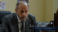 кадри з серіалу Школа