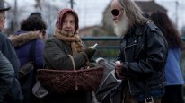 кадри з фільму Полетта / Полетта. В усі тяжкі