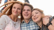 кадри з фільму Східний вітер 3: Спадщина Ори