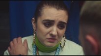 кадри з серіалу Снікерхед