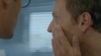 кадри з фільму Живи легендою