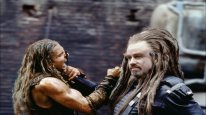 кадри з фільму Поле битви Земля: Сага 3000 року