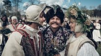 кадри з серіалу 1670