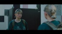 кадри з фільму Ковтай