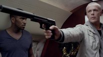 кадри з фільму Апокаліпсис. Завислі в повітрі