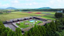 кадри з серіалу Краще пізно, ніж самітно