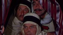 кадри з фільму Десять чудових чоловіків