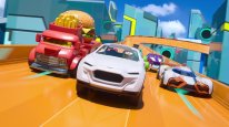 кадри з серіалу Hot Wheels: Газуй!