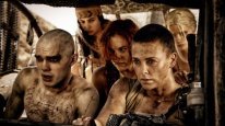 кадри з фільму Шалений Макс: Дорога гніву + Black & Chrome Edition