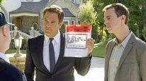 кадри з серіалу NCIS: Полювання на вбивцю / Морська поліція: Спецвідділ