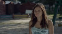 кадри з фільму Зелена кофта
