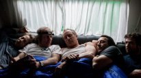 кадри з фільму Щасливі невдахи
