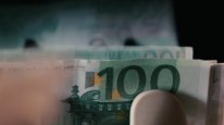 кадри з фільму Відчайдушний месник