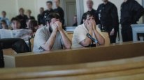 кадри з серіалу Справа Утро: Французький кошмар