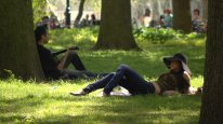 кадри з фільму Урбанізовано / Урбанізм