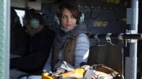 кадри з фільму Павільйон сміху / Американська репортерка