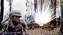 кадри з фільму Коли мовчать фанфари