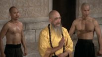 кадри з фільму Чужі в Шаоліні