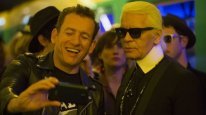 кадри з фільму Матусин синок