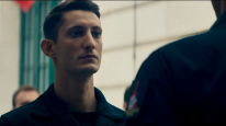 кадри з фільму Крізь вогонь