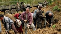кадри з фільму Найманці