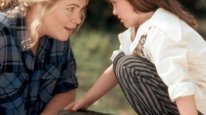 кадри з фільму Картковий будинок