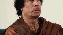 кадри з серіалу Як стати тираном
