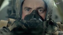 кадри з серіалу Завоювати небо