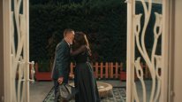 кадри з серіалу Сховай мене