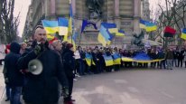 кадри з фільму Міф