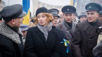 кадри з фільму Крути 1918