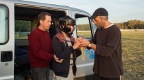 кадри з фільму Особливі