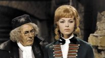 кадри з фільму Неприборкана Анжеліка