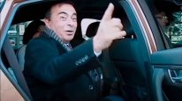 кадри з фільму Утікач: Курйозна справа Карлоса Гона
