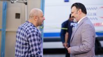 кадри з серіалу Викладач