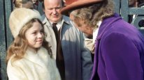 кадри з фільму Віллі Вонк і шоколадна фабрика / Віллі Вонка та шоколадна фабрика