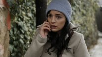 кадри з серіалу Мама